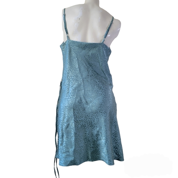 Y2K J For Justify Textured Dress - Picture 7 of 12